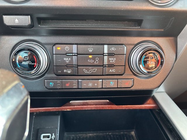 Used 2018  Ford XL image 15