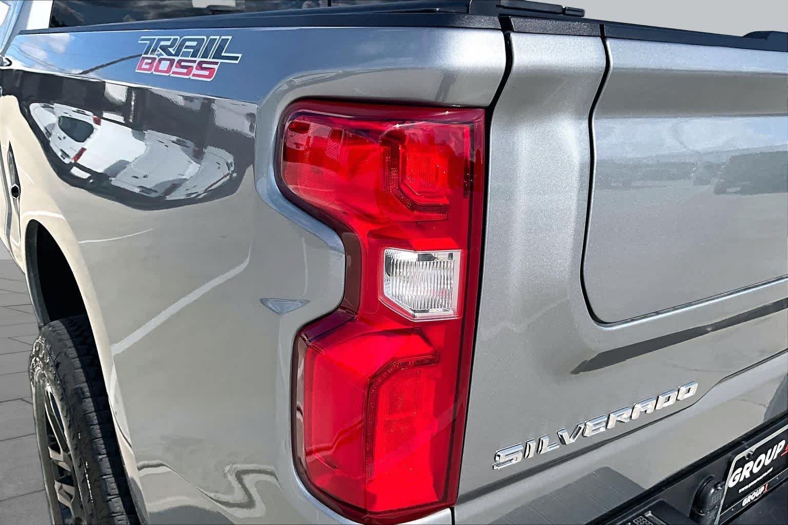 Used 2026 Sterling Gray Metallic Chevrolet LT Trail Boss image 27