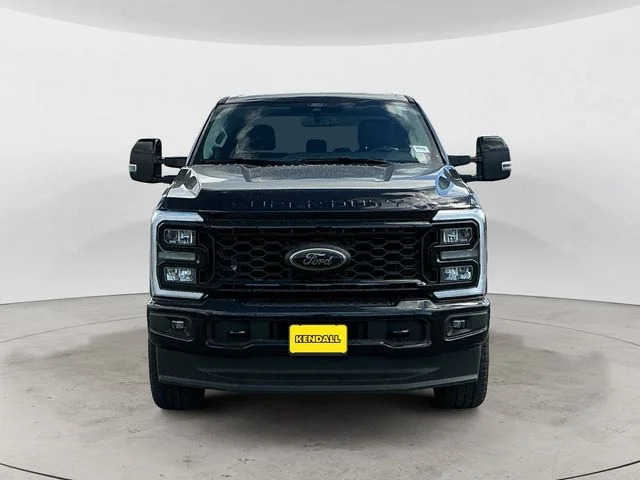 Used 2025 Agate Black Metallic Ford Lariat image 8