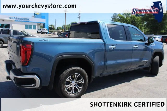 Used 2024 Blue GMC SLT image 4