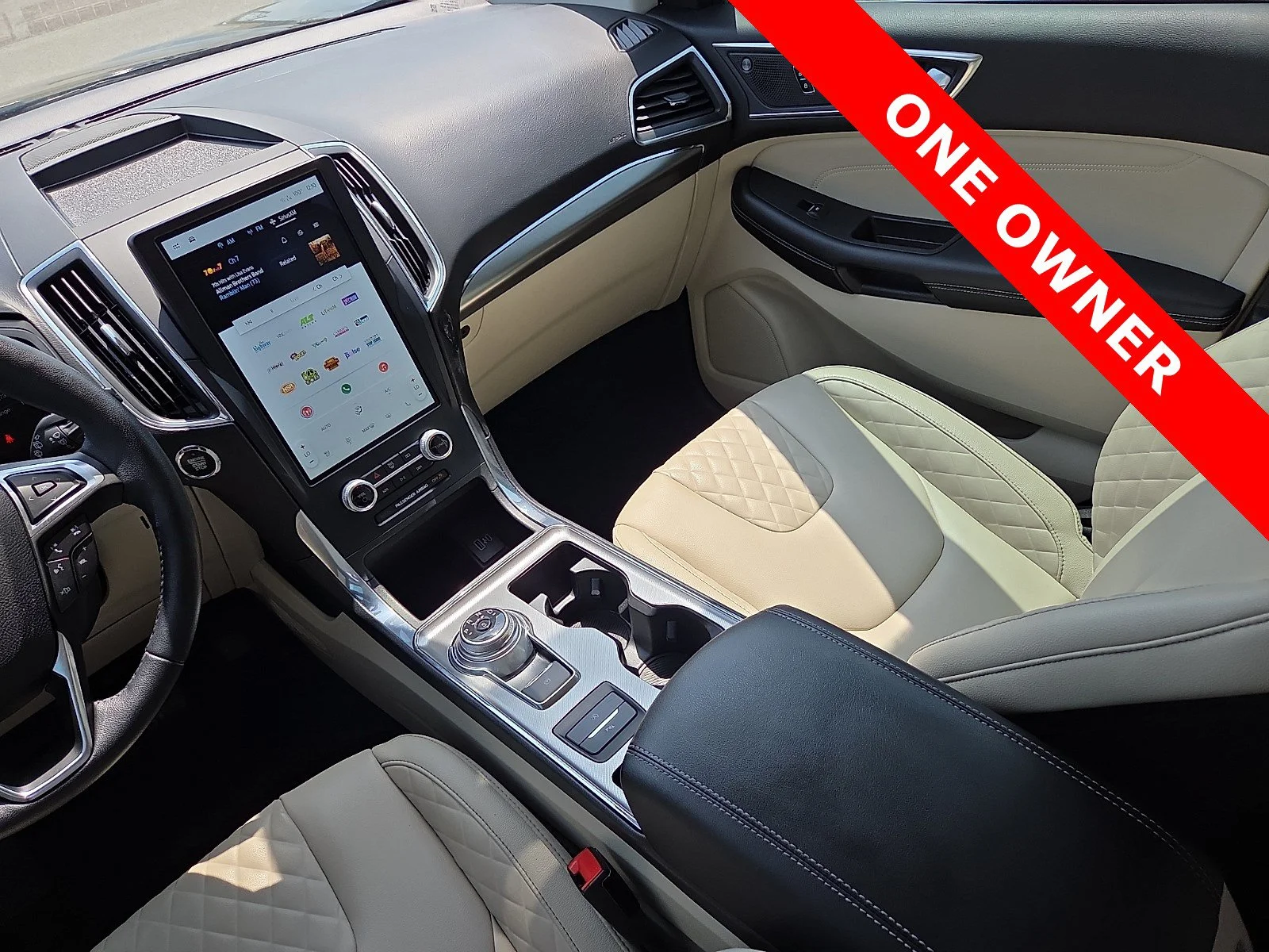 2023 Ford Edge Titanium - Photo 12