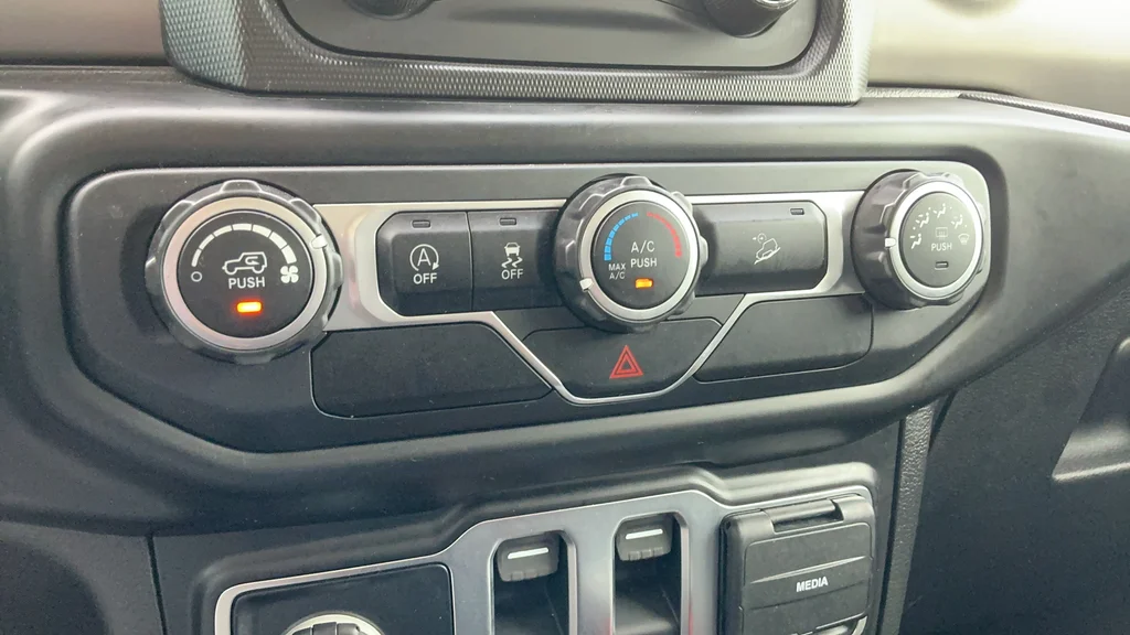 Certified Used 2020 Silver Jeep Sport S image 13