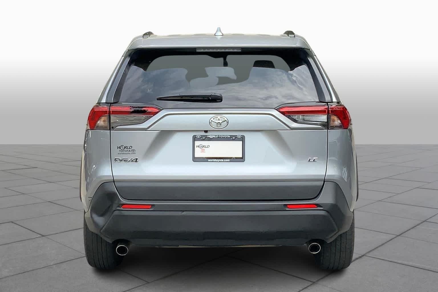 Used 2020 Silver Sky Metallic Toyota LE image 5
