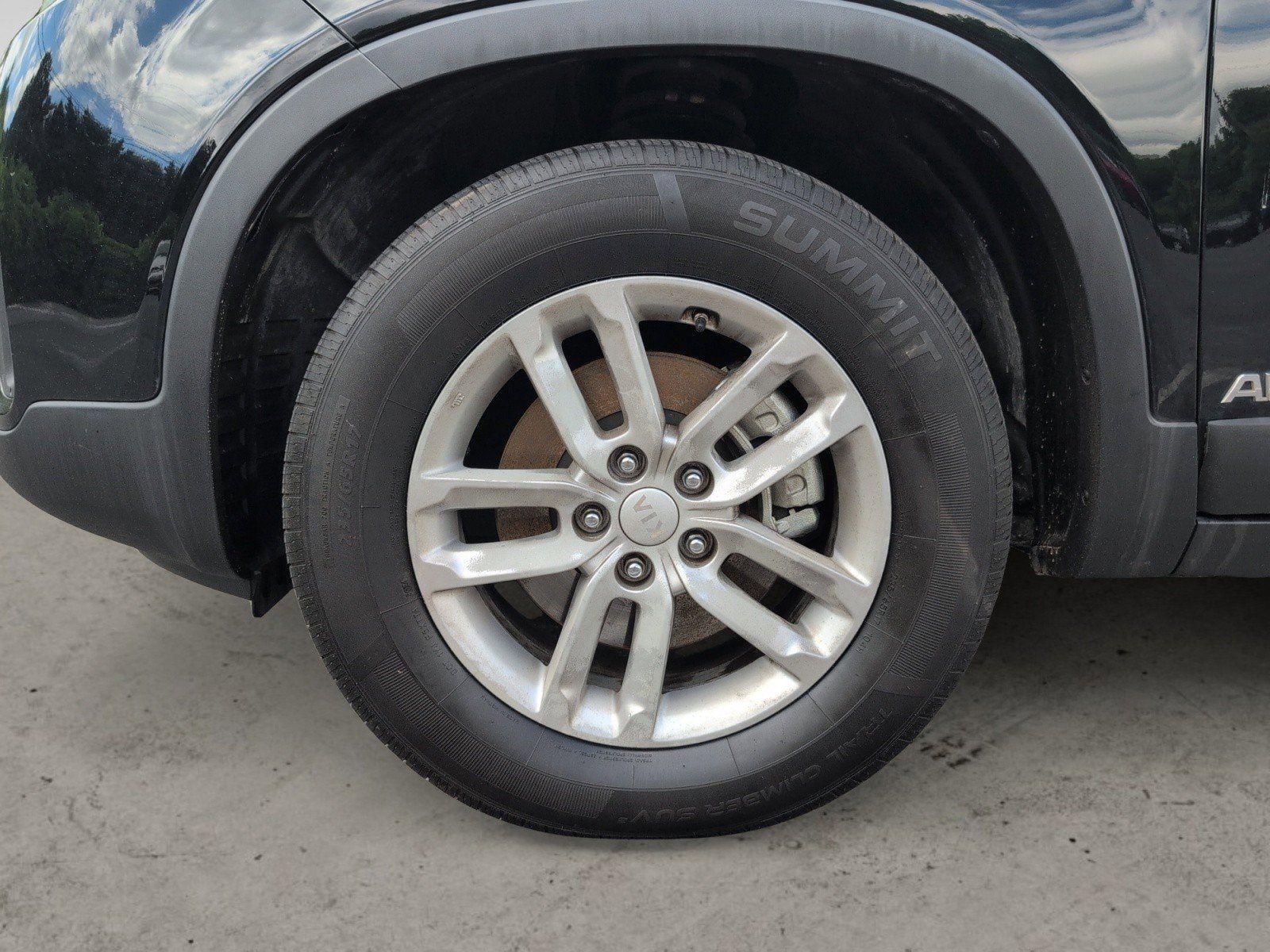 Used 2015 Ebony Black Kia LX image 25