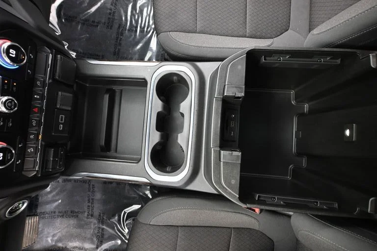 Used 2021 Silver GMC Elevation image 40