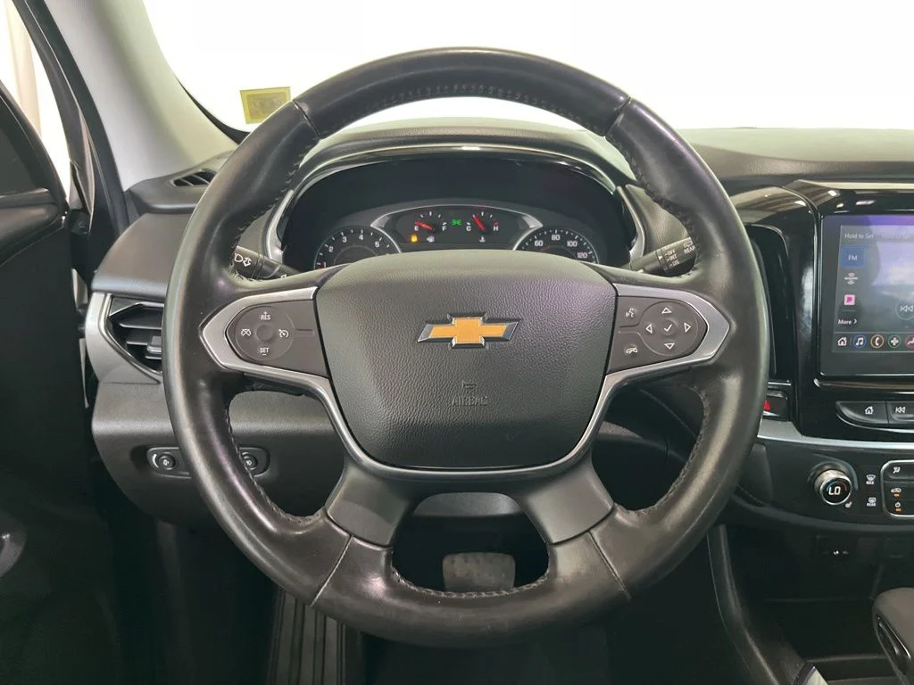 Used 2021 Gray Chevrolet LT image 5