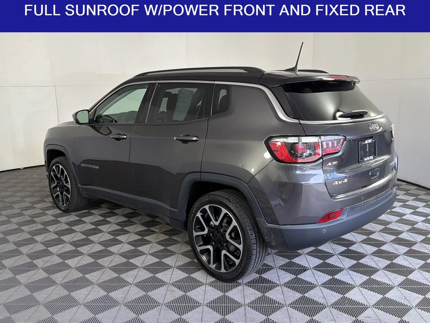 Used 2019 Granite Crystal Metallic Clearcoat Jeep Limited image 7