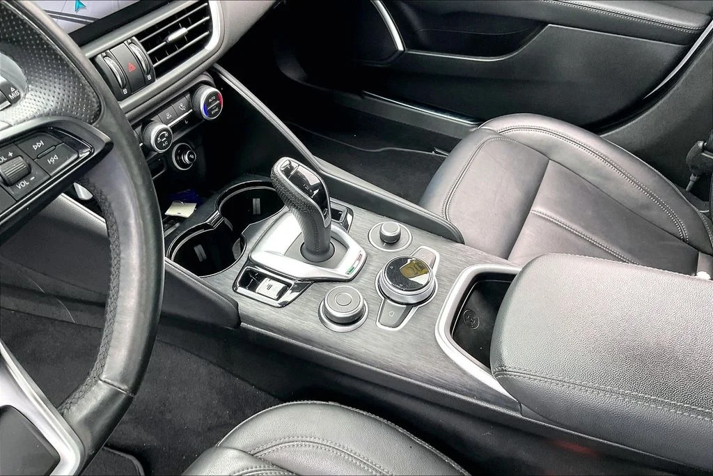 Used 2022 White Alfa Romeo Sprint image 15