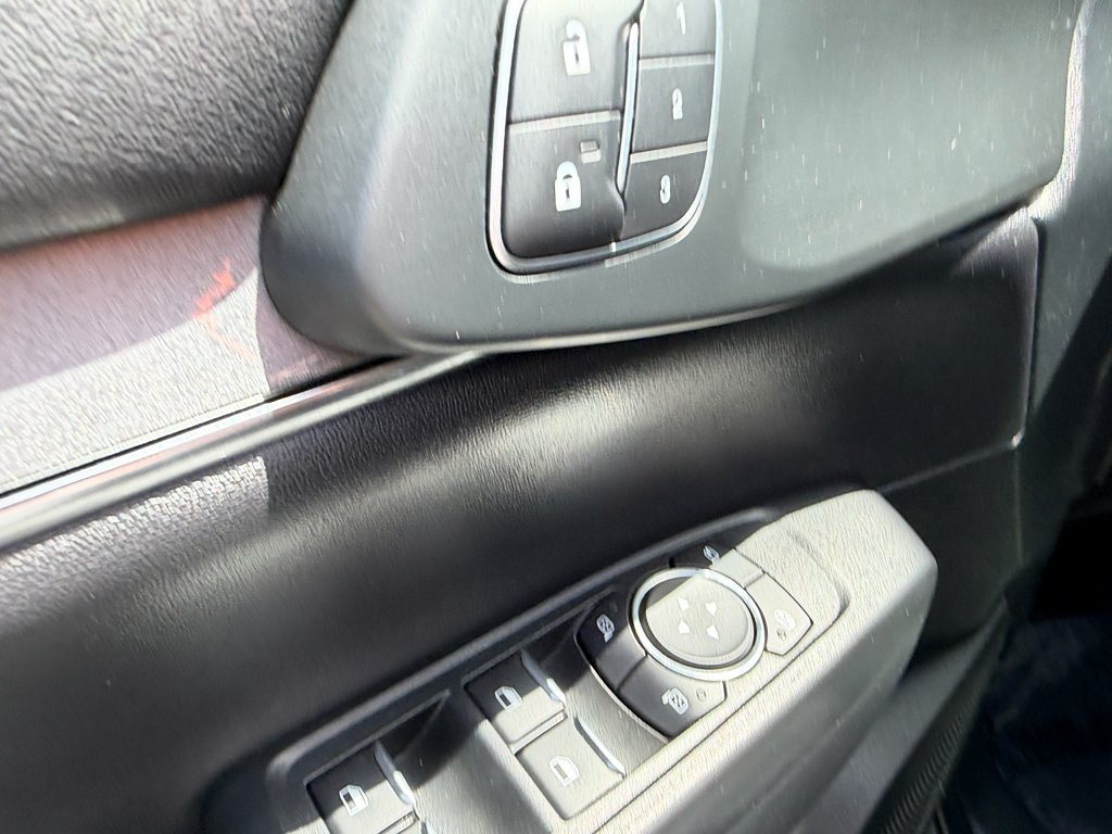 Used 2025 Shadow Black Ford LARIAT image 10