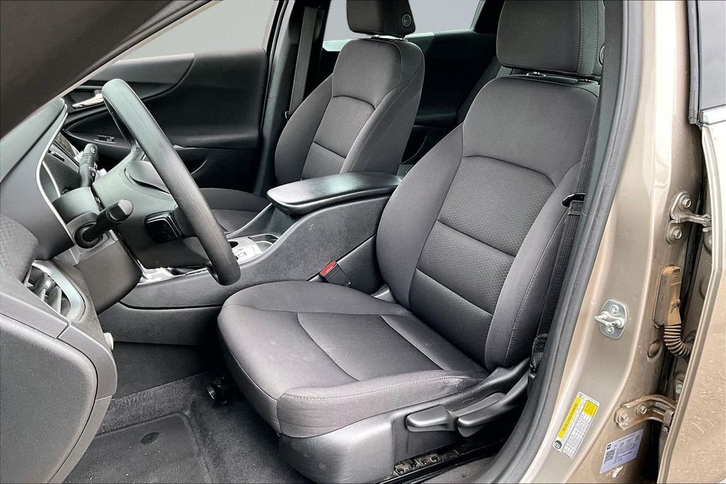 Used 2024 Gray Chevrolet LS image 23