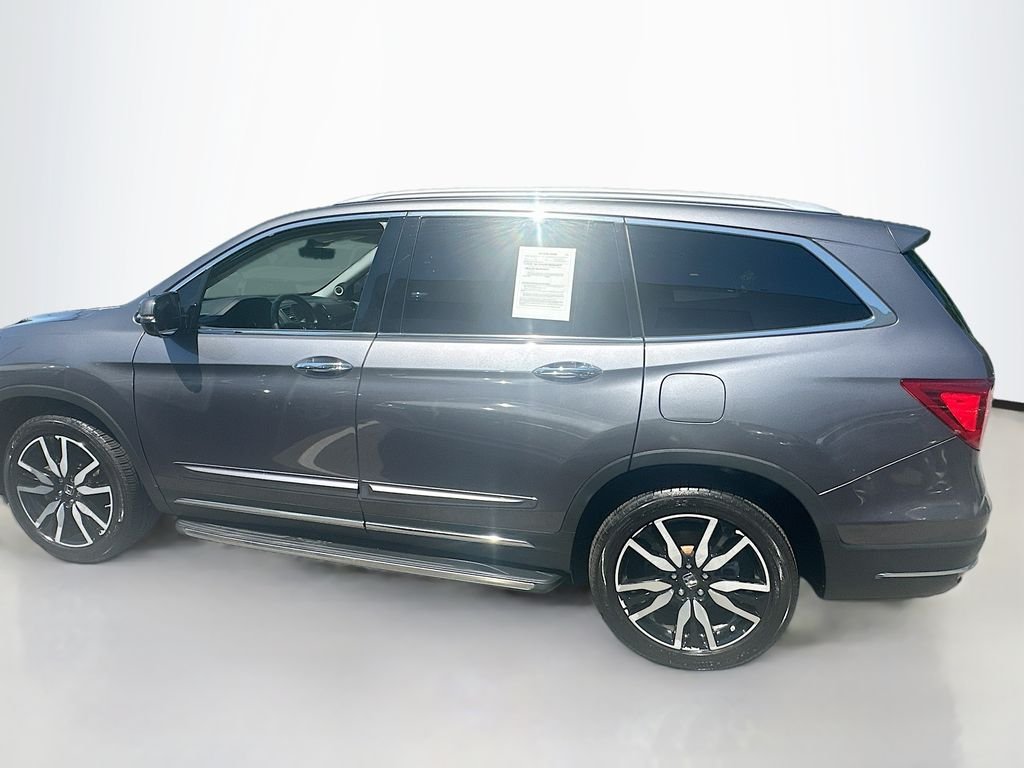 Used 2021 Gray Honda Touring 8-Passenger image 4
