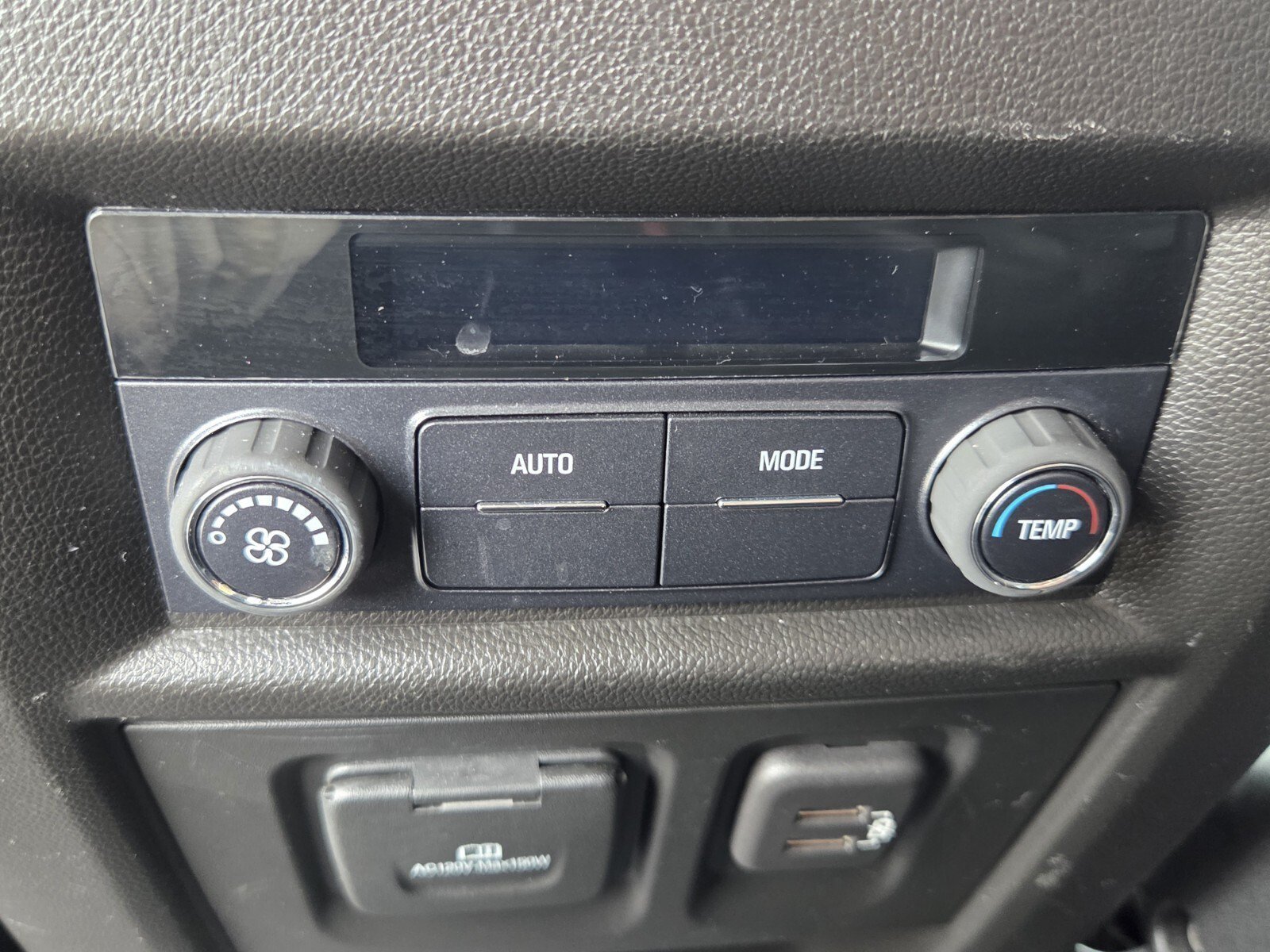 Used 2019 Graphite Metallic Chevrolet 3LT image 6