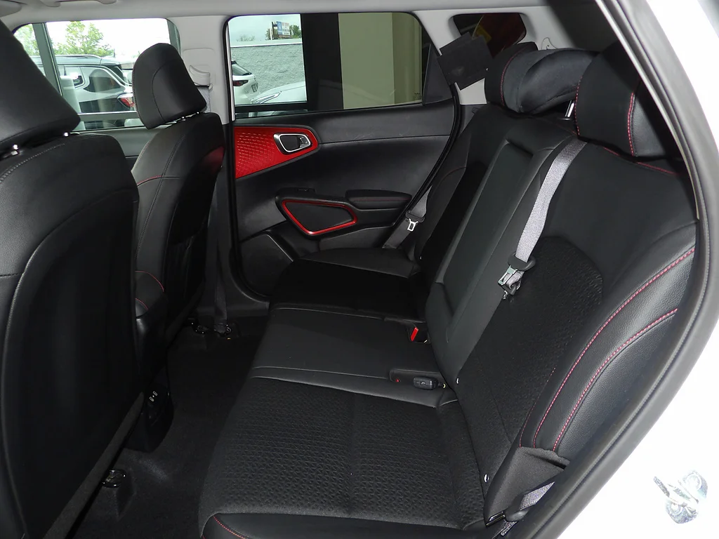 Used 2023 Snow White Pearl Kia GT-Line image 23