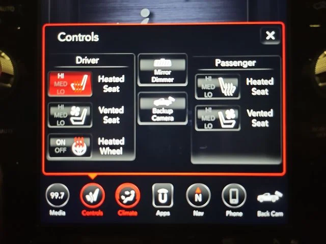 Used 2019 Red Ram Laramie image 20