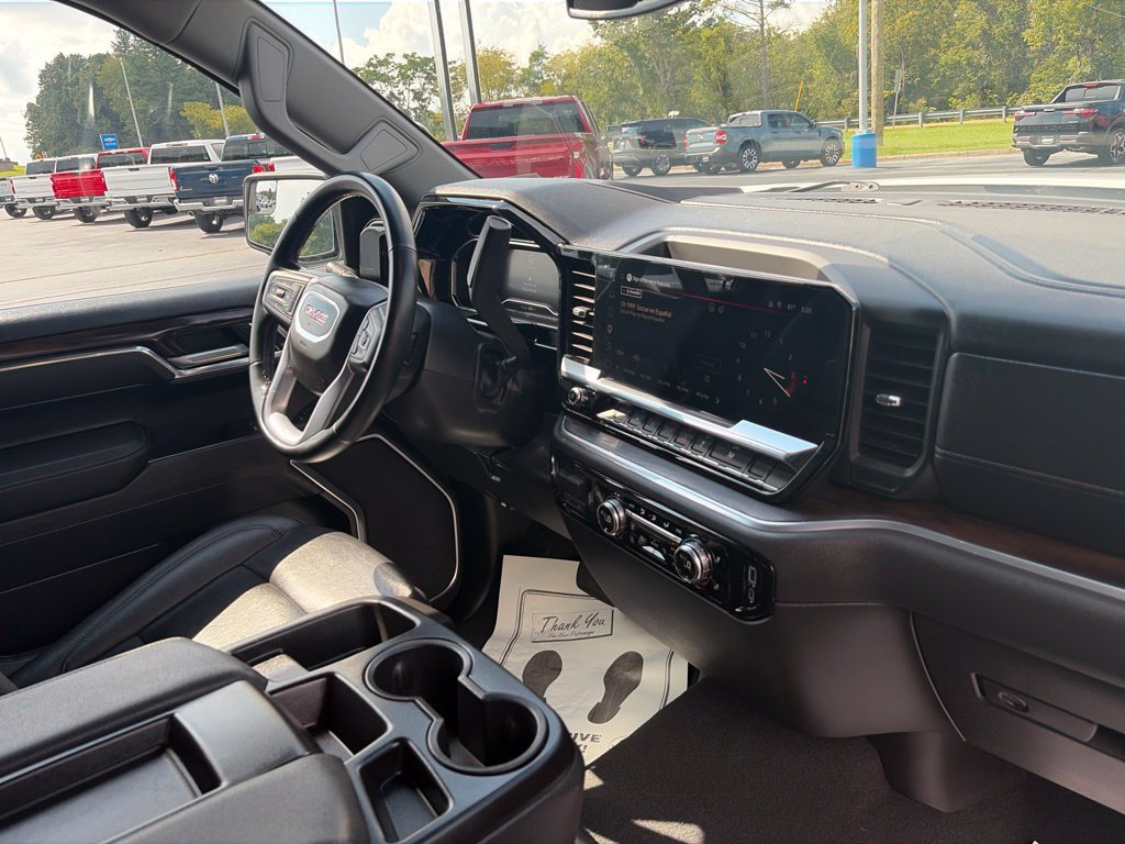 Used 2025 Summit White GMC SLT image 43