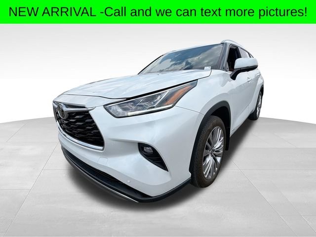 2025 Toyota Highlander Hybrid Platinum