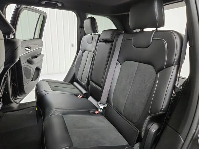 New 2026 Baltic Gray Metallic Clearcoat Jeep Altitude image 41