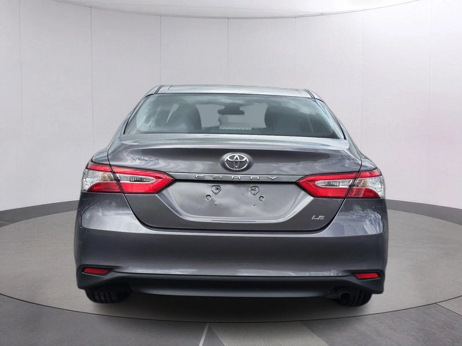 Used 2018 Predawn Gray Mica Toyota LE image 6