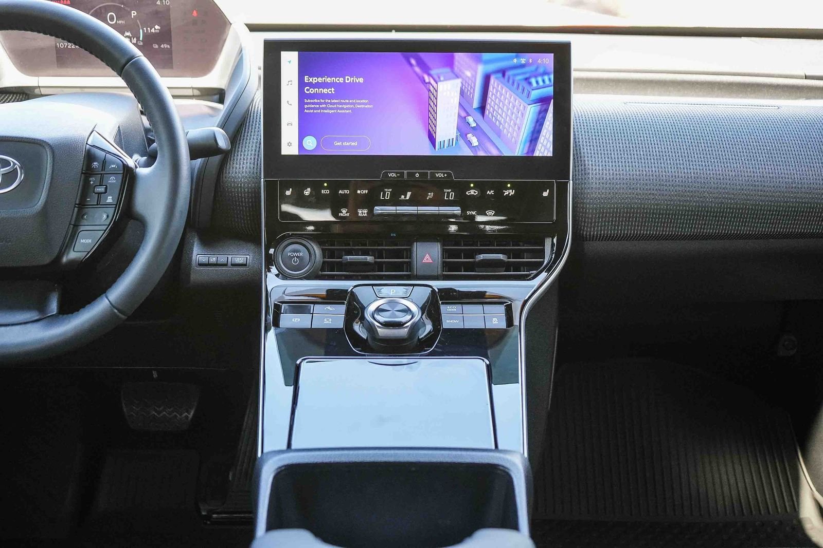 Certified Used 2025 Pearl Toyota XLE image 16