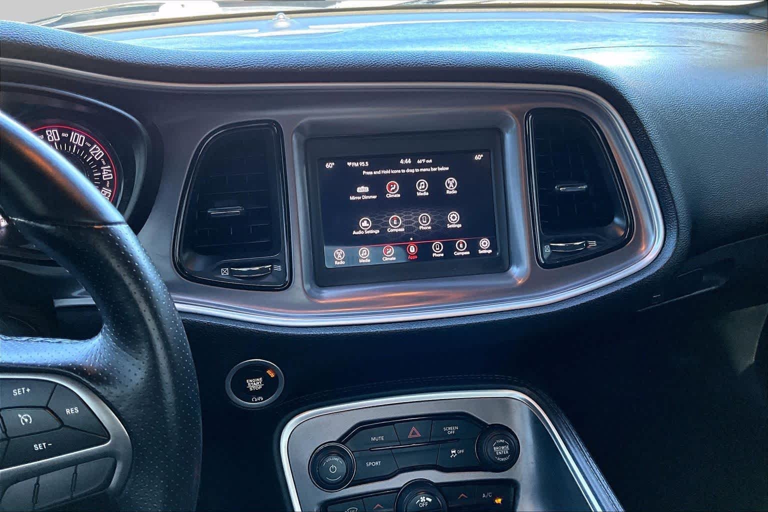Used 2019 Maximum Steel Metallic Clearcoat Dodge SXT image 6