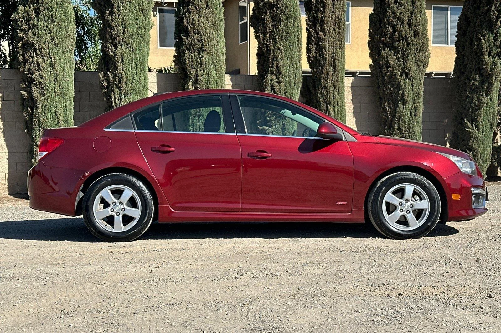 Used 2016 Siren Red Tintcoat Chevrolet LT image 2