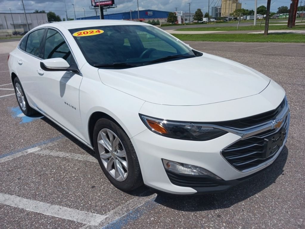 2024 Chevrolet Malibu 1LT's photo