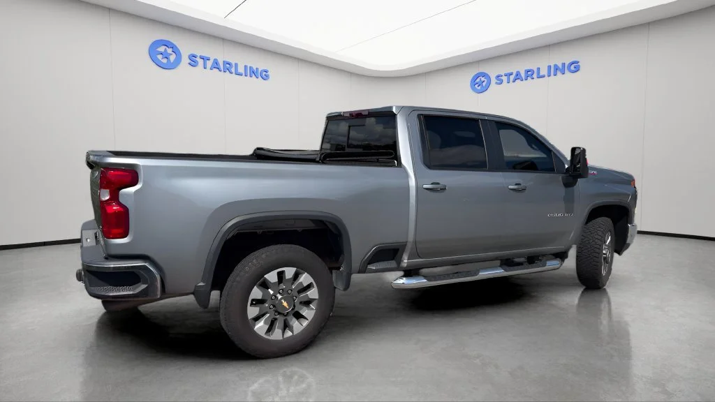 Used 2025 Sterling Gray Metallic Chevrolet LT image 2