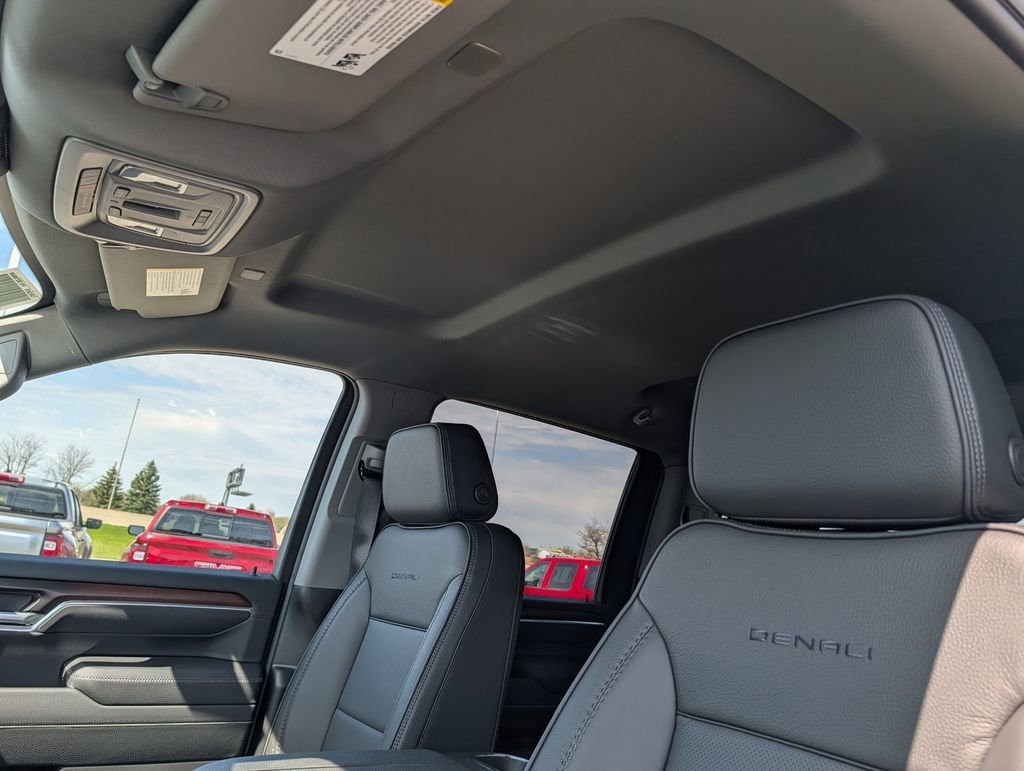 2026 GMC Sierra 3500HD Denali - Photo 6