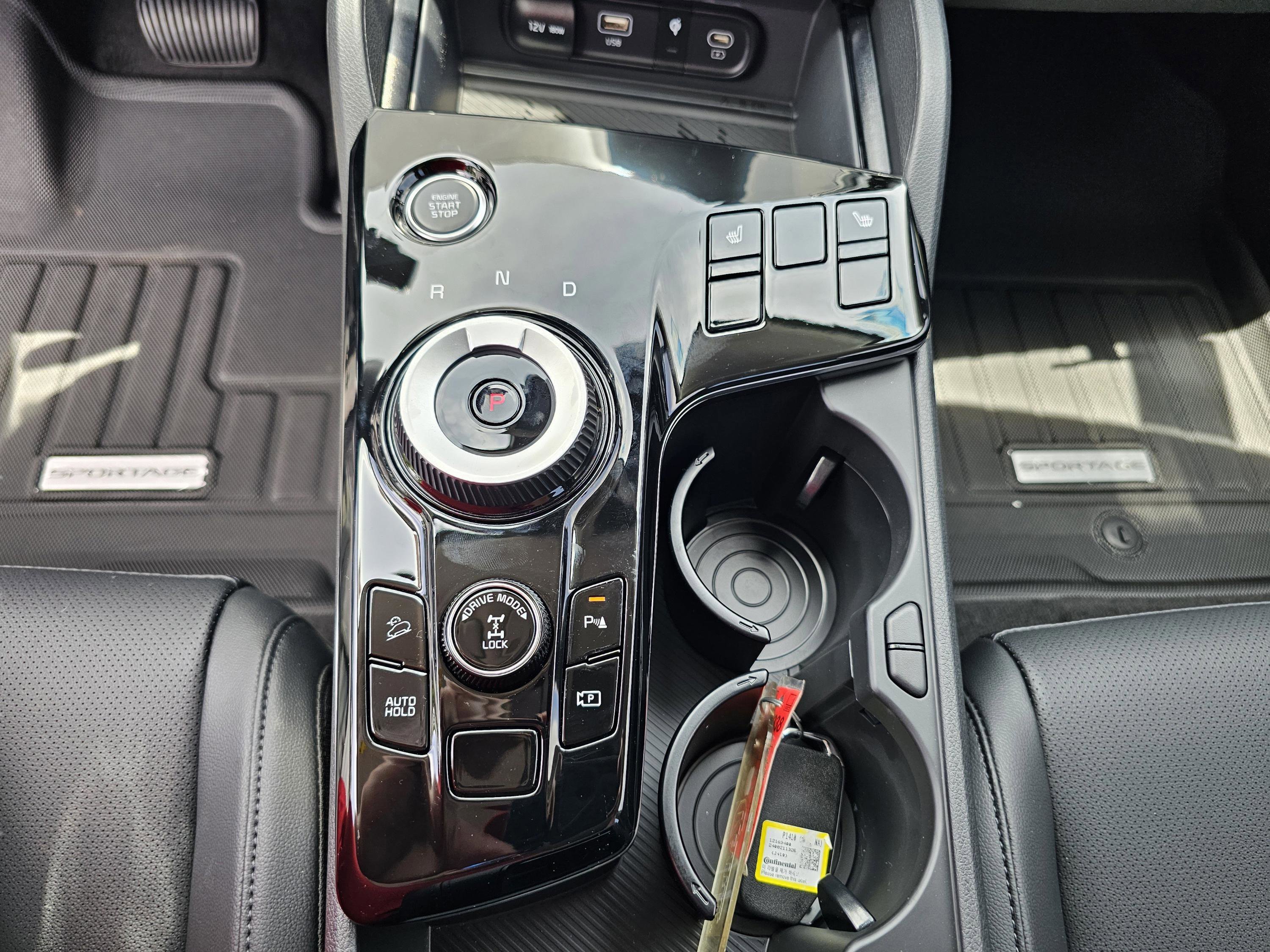 2025 Kia Sportage EX Hybrid - Photo 24