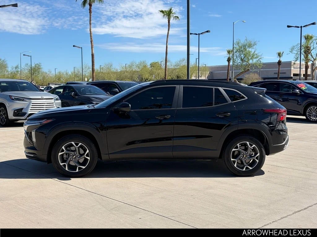 Used 2024 Black Chevrolet LT image 3