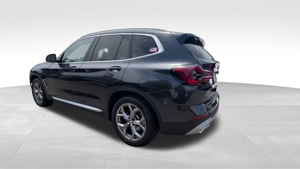 Used 2024 Gray BMW xDrive30i image 24