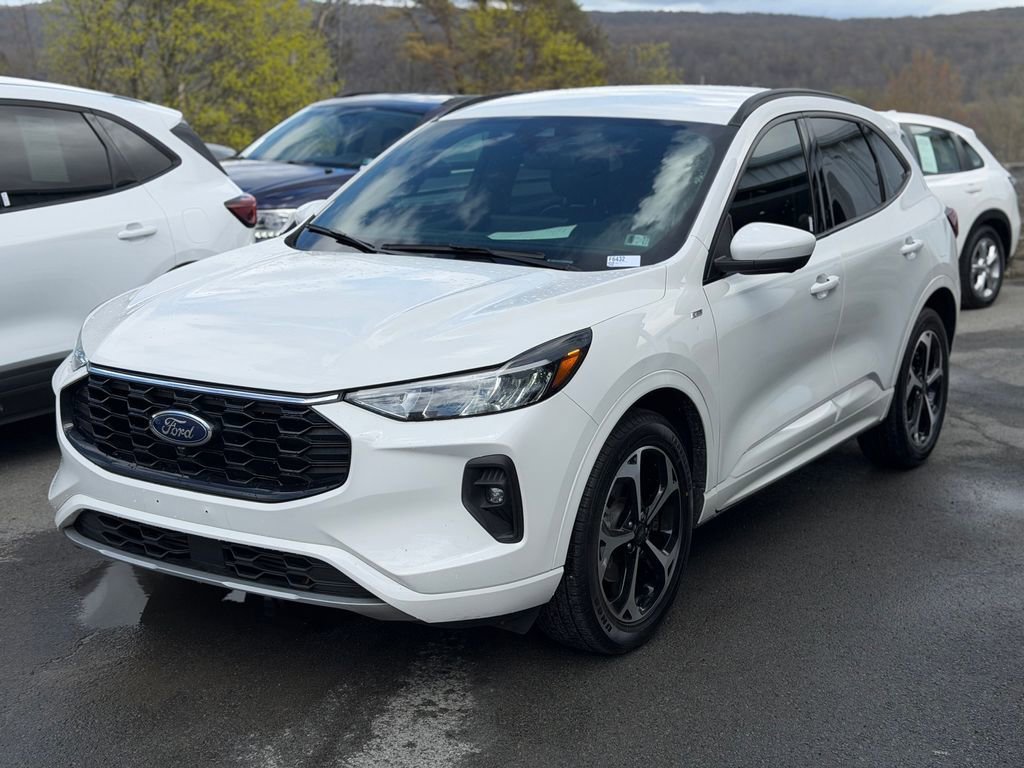 2023 Ford Escape ST-Line Select