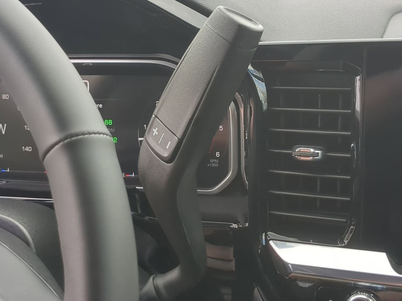 New 2026 Summit White GMC SLE image 16