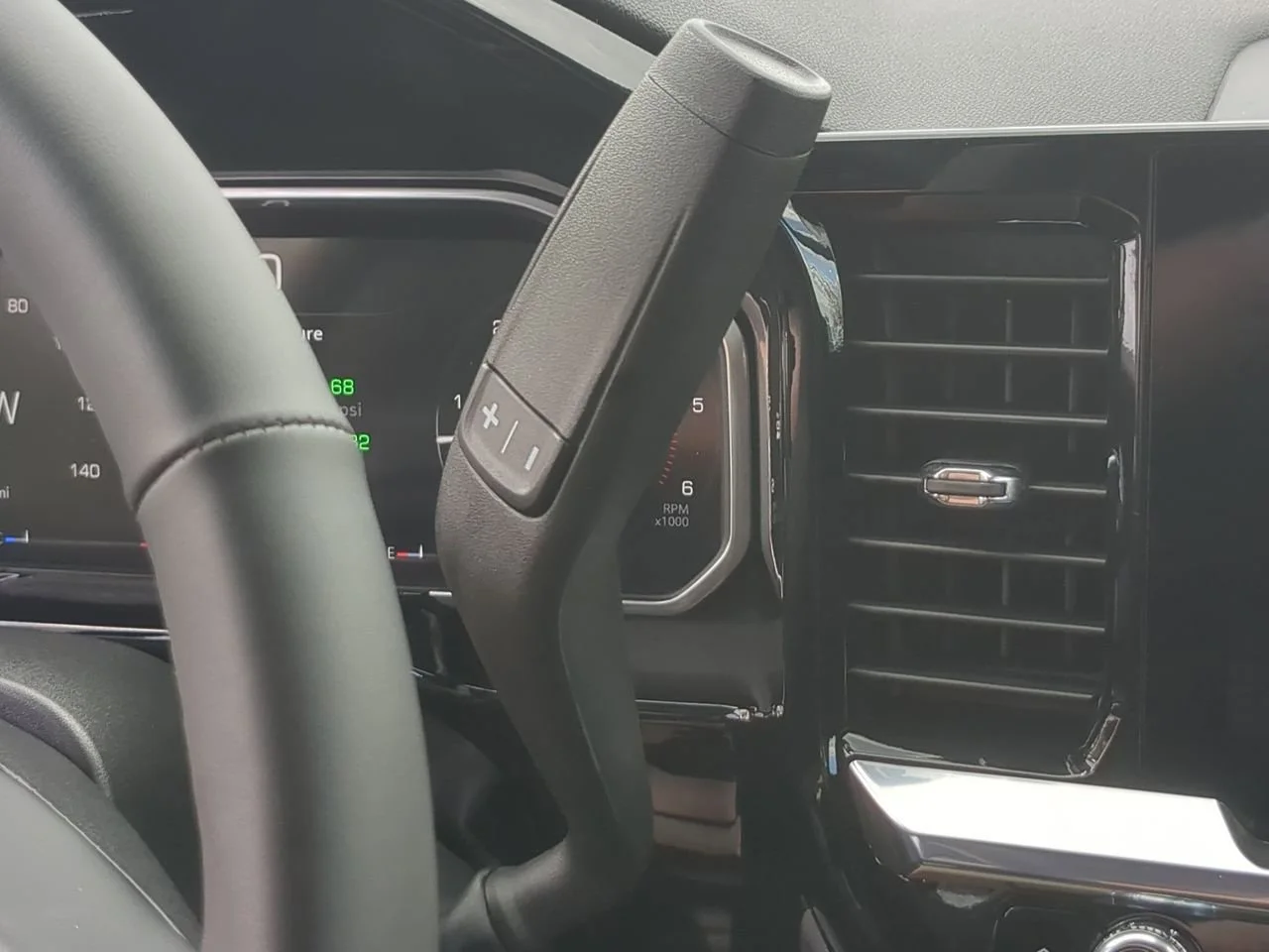 New 2026 Summit White GMC SLE image 16