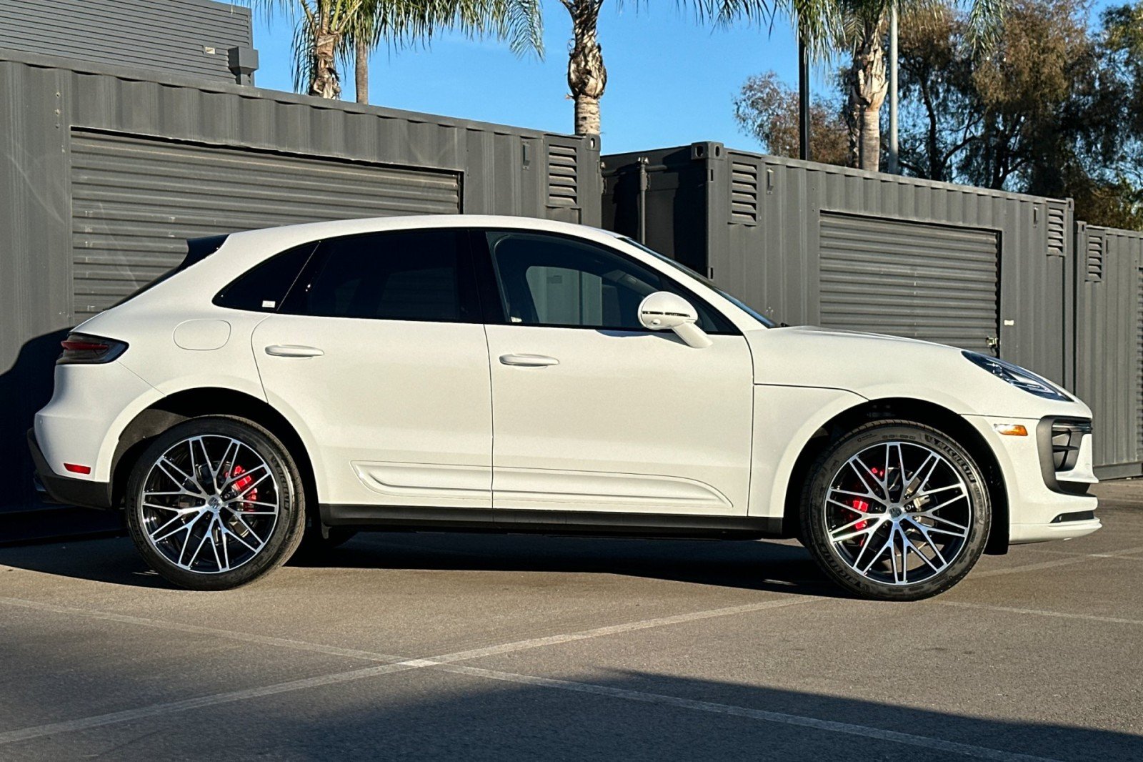 2026 Porsche Macan S - Photo 9