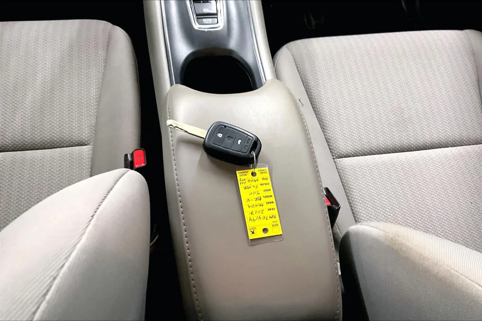 Used 2017 Lunar Silver Metallic Honda LX image 14