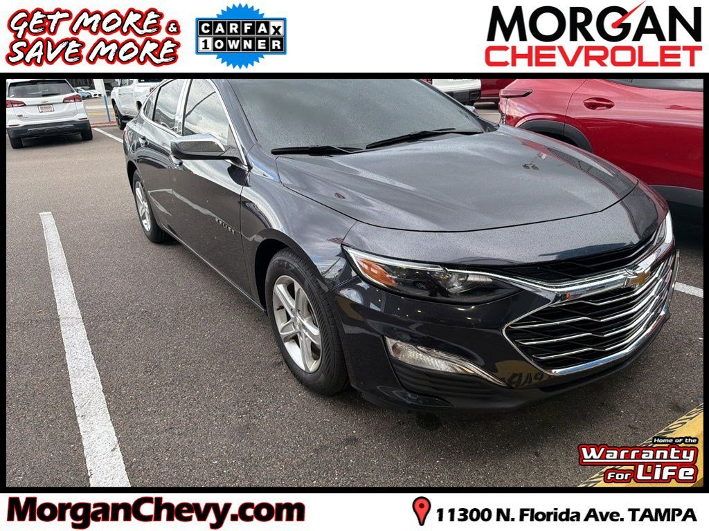 2022 Chevrolet Malibu 1LS's photo