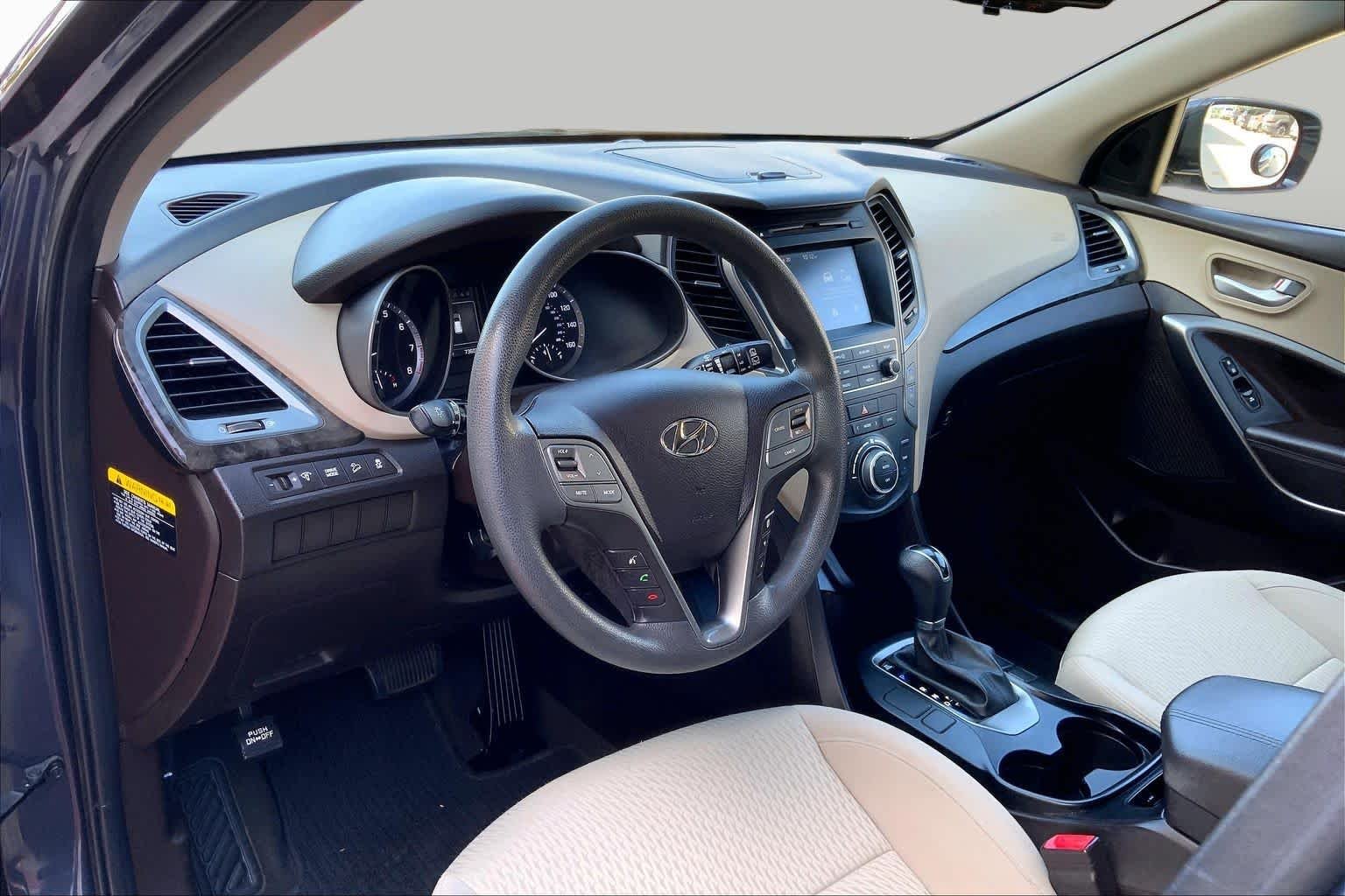 Used 2017 Marlin Blue Hyundai 2.4L image 18