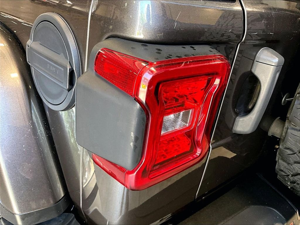 Used 2021 Gray Jeep Unlimited Rubicon image 35