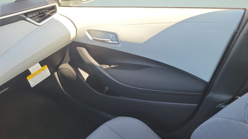 New 2026 Wind Chill Pearl <sup>1</sup> Toyota  SE image 12