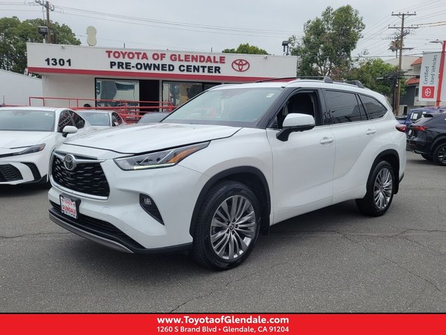 2023 Toyota Highlander Platinum