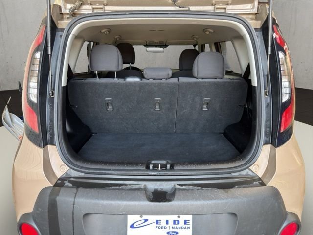 Used 2015 Brown Kia Base image 19