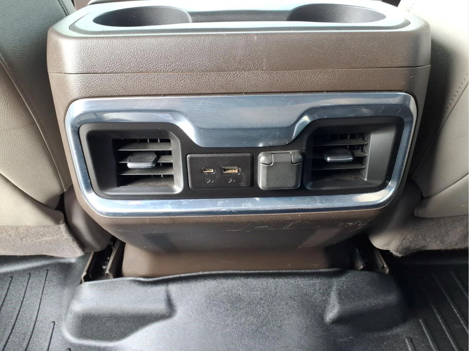 Used 2022 Summit White GMC SLT image 11