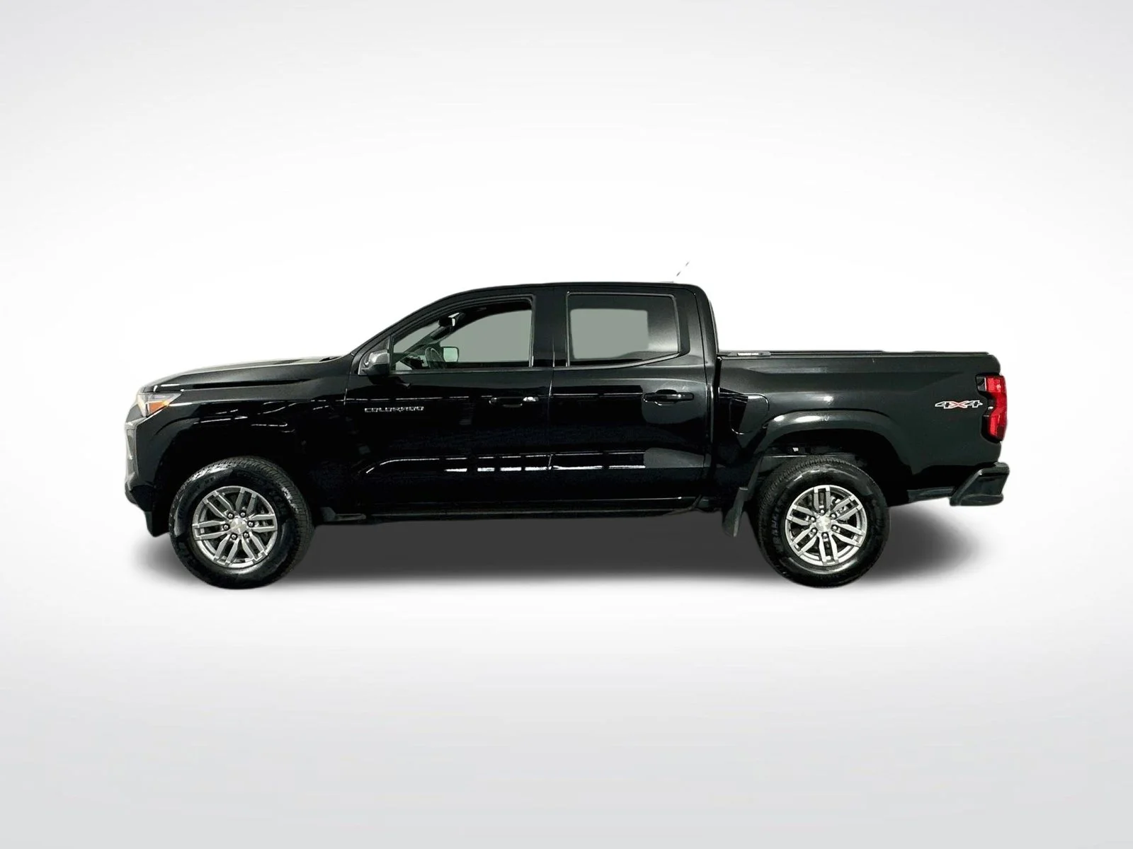 Used 2024 Black Chevrolet LT image 5