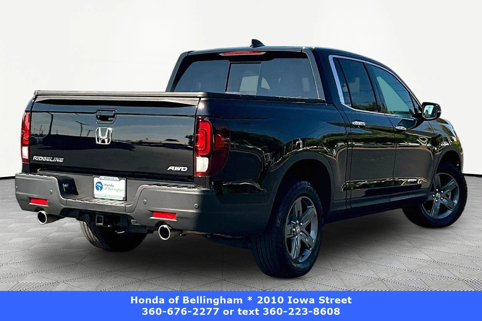 Certified Used 2023 Crystal Black Pearl Honda AWD RTL-E image 6