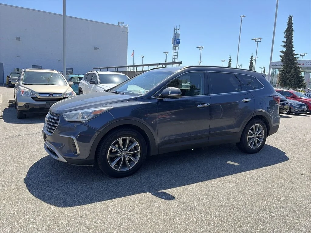 Used 2019 Iron Frost Hyundai AWD Essential Dilawri Certified   Local BC   Great image 7
