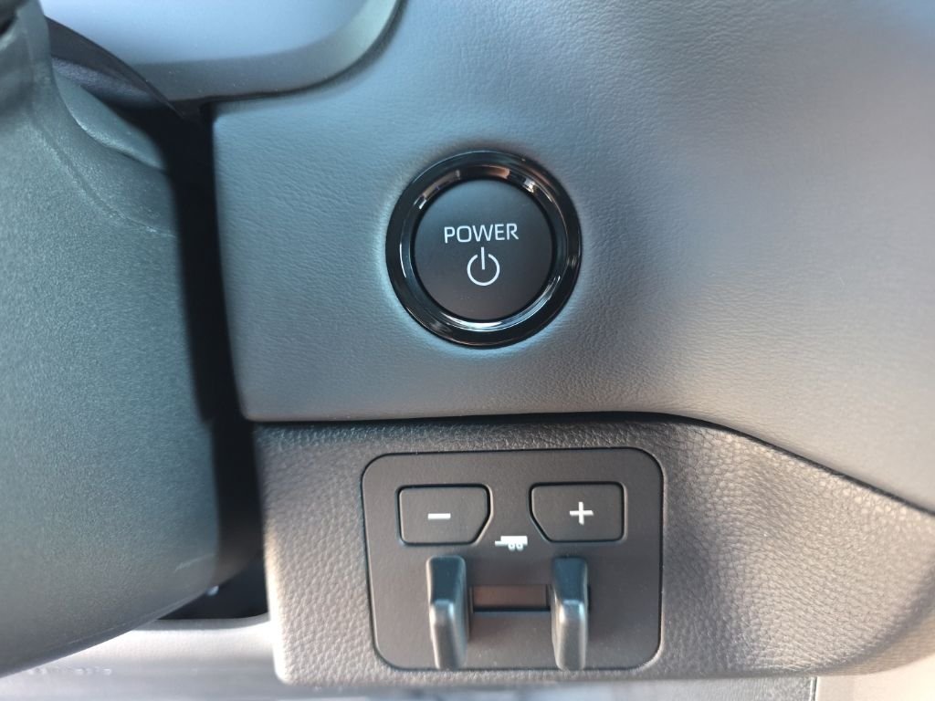 New 2026 Wind Chill Pearl Toyota Platinum i-FORCE MAX image 25