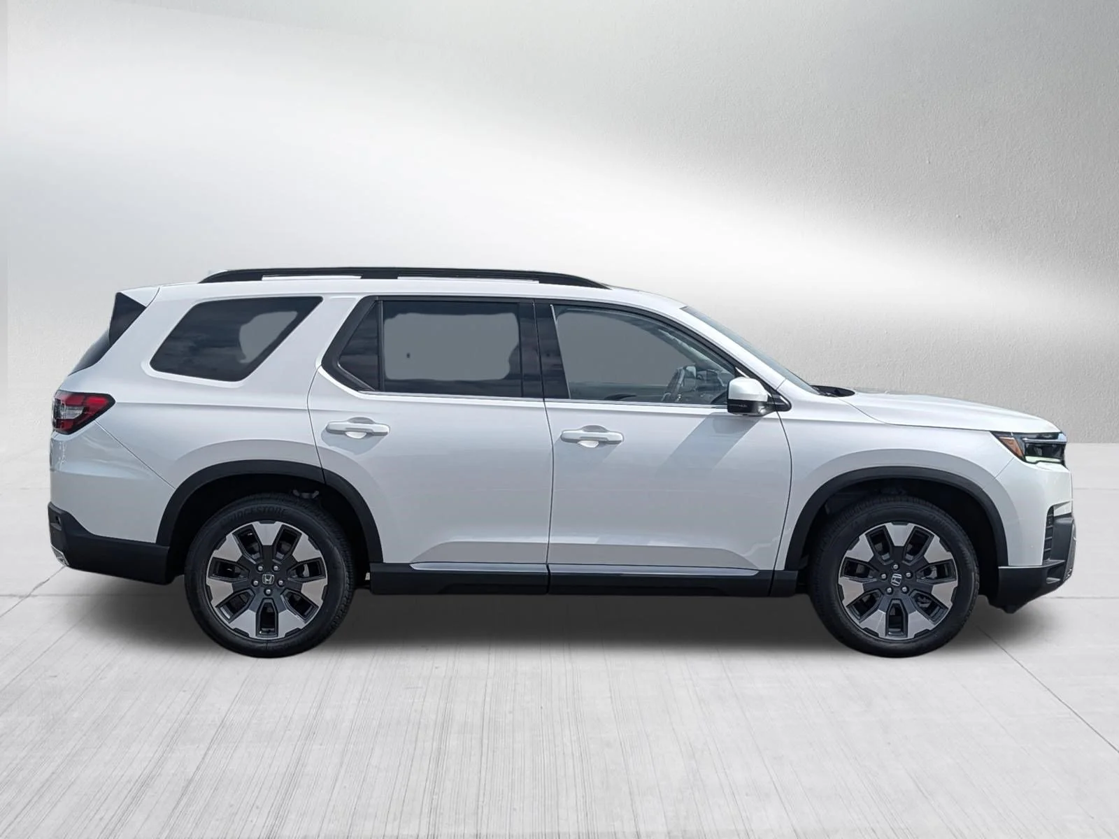 2026 Honda Pilot Elite - Photo 8
