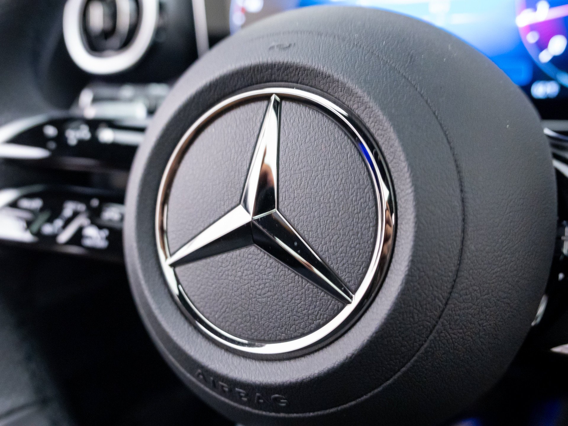 New 2026 Black Mercedes-Benz GLC 300 image 59
