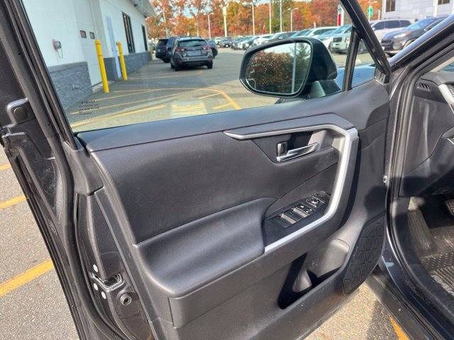 Used 2020 Gray Toyota XLE image 10